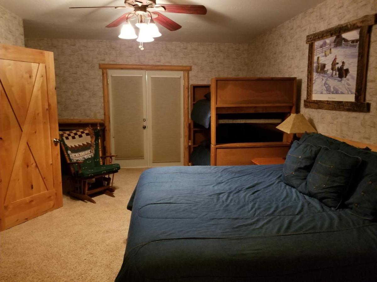 Sunlit Oasis Bed and Breakfast Notom Exterior foto